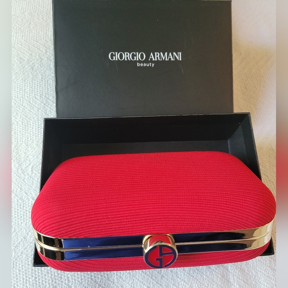 Giorgio Armani red cloth clutch - Picture 3 of 4